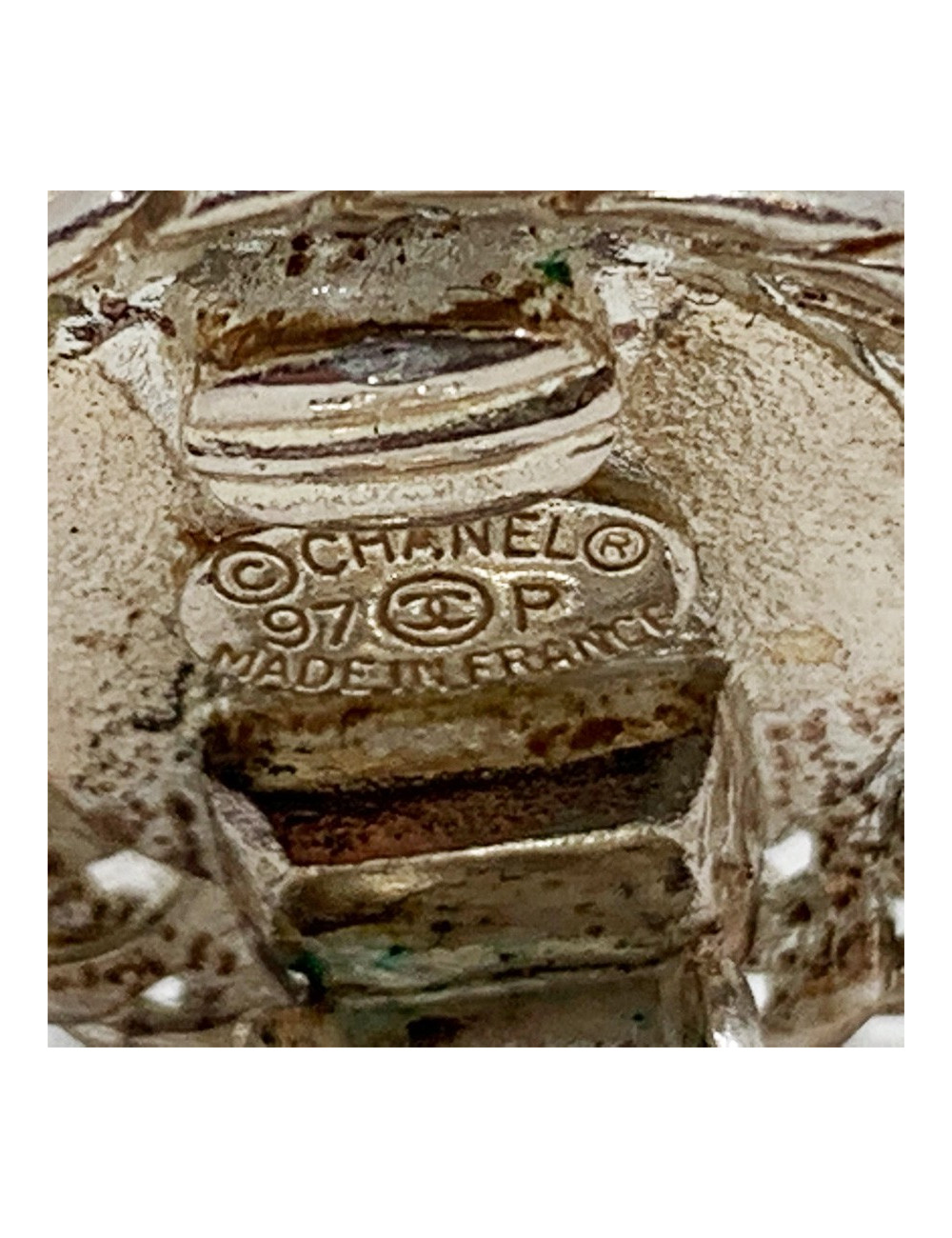 Boucles d'oreille clips CHANEL argent