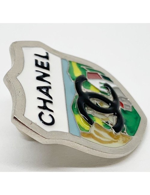 CHANEL Paris-Moscou coat of arms pin's