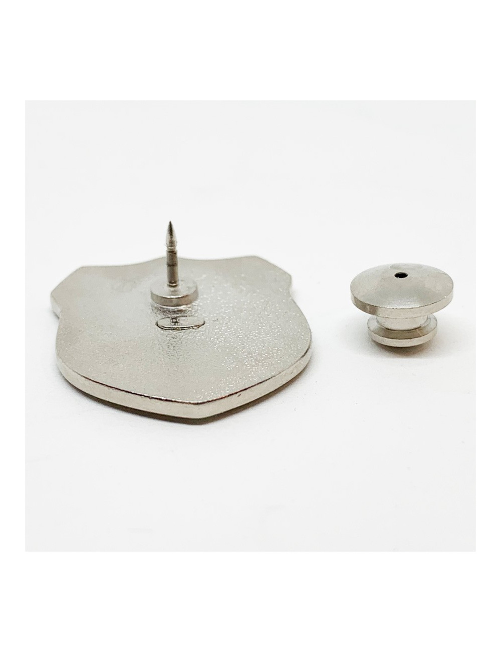 CHANEL Paris-Moscou coat of arms pin's