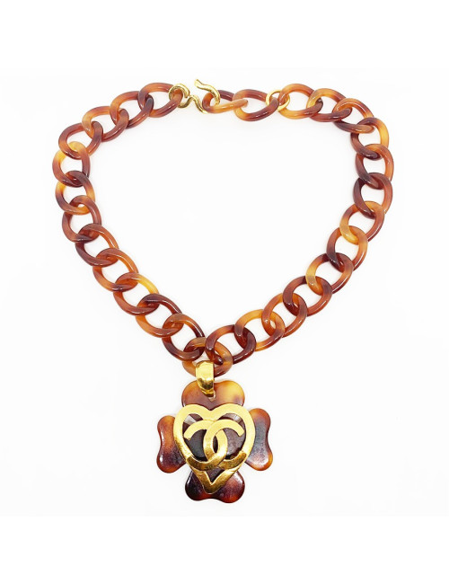 Collier écaille CHANEL coeur doré 