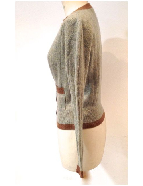 Gilet CHANEL en maille bleu ciel et marron