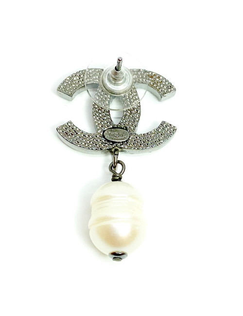 Boucles d'oreille CHANEL