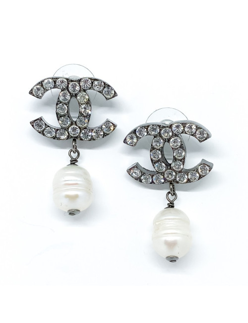 Boucles d'oreille CHANEL