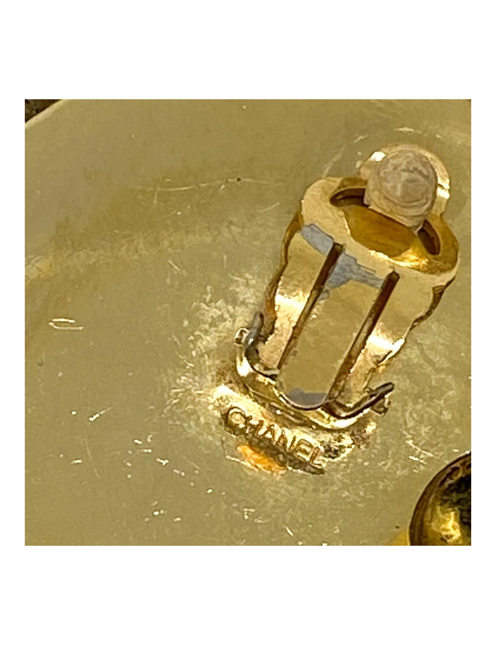 Collector! CHANEL vintage flower clips - Certified Authentic