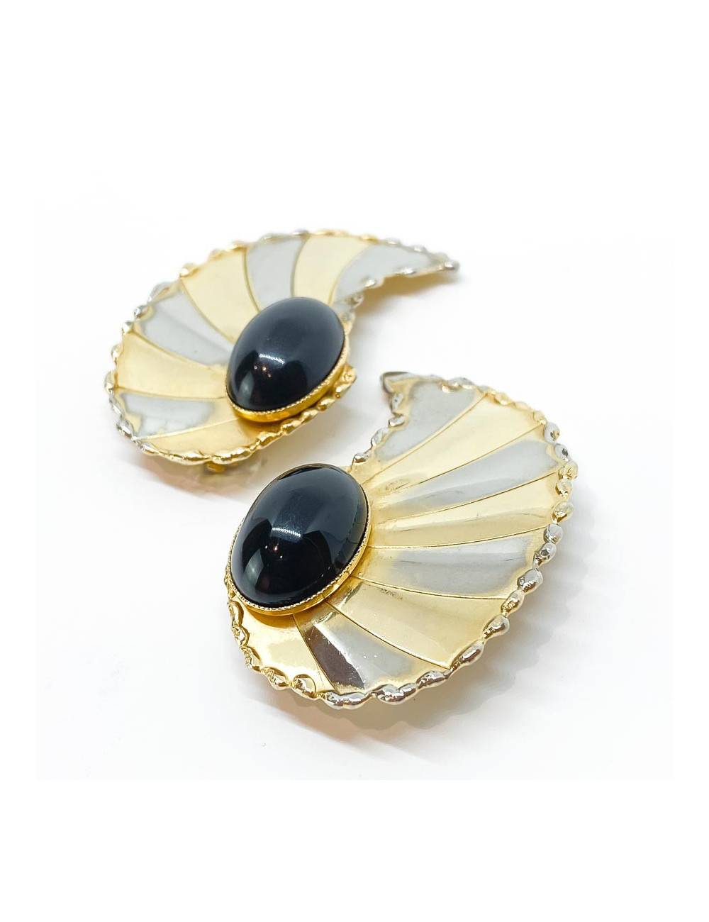 Clips d'oreilles fantaisie vintage dorées