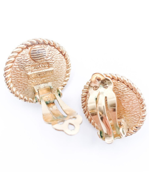 Boucles d'oreille CHANEL nacrées