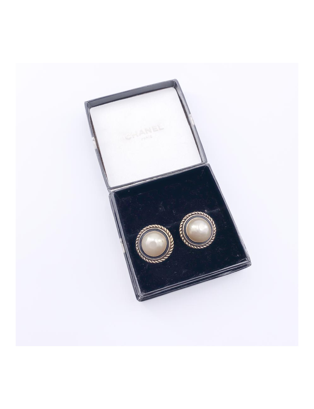 Boucles d'oreille CHANEL