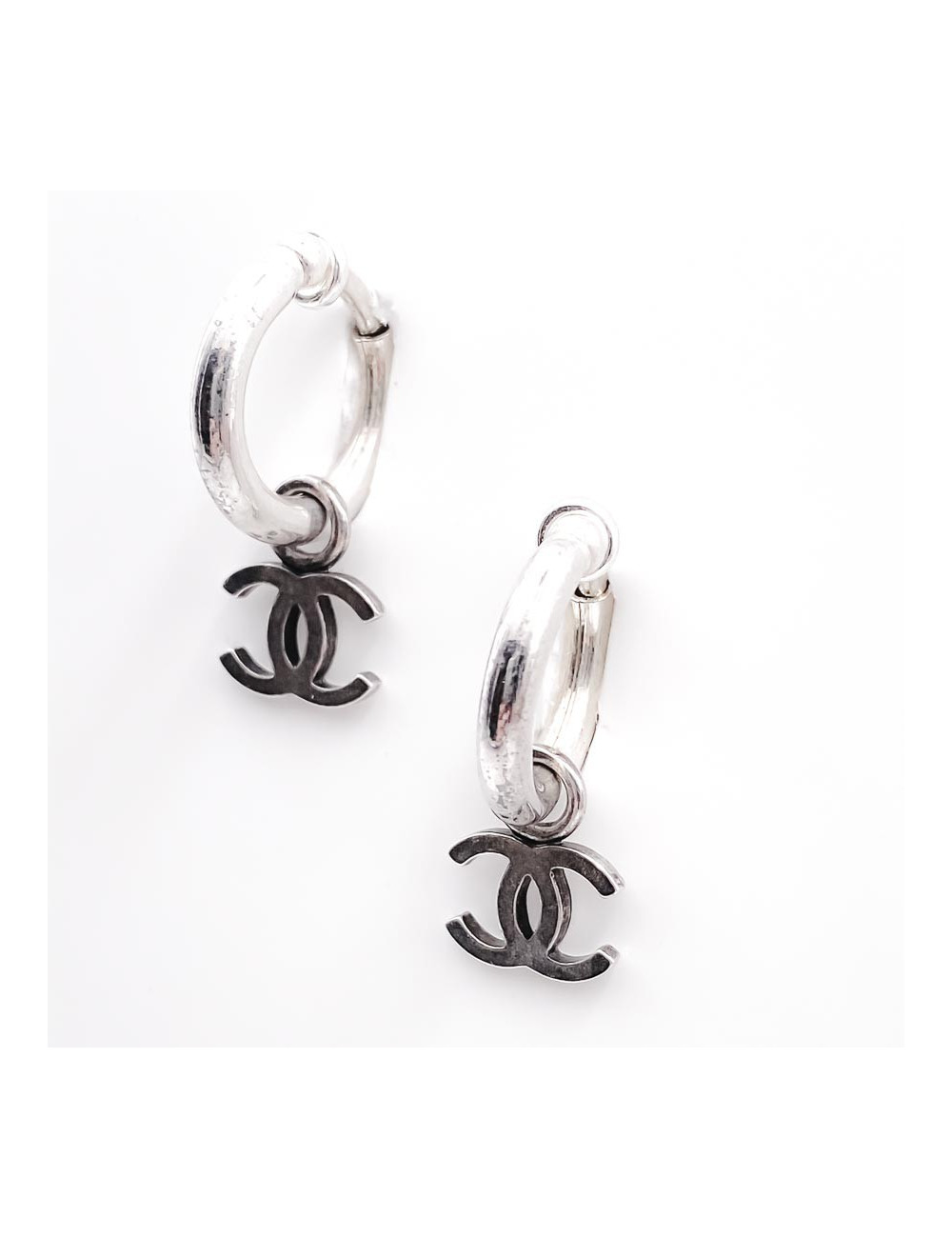 Boucles d'oreille Créoles Chanel CC