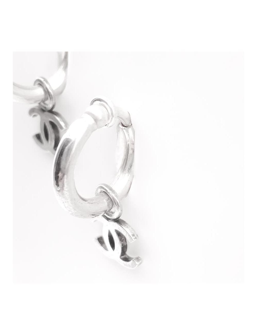 Boucles d'oreille Créoles Chanel CC