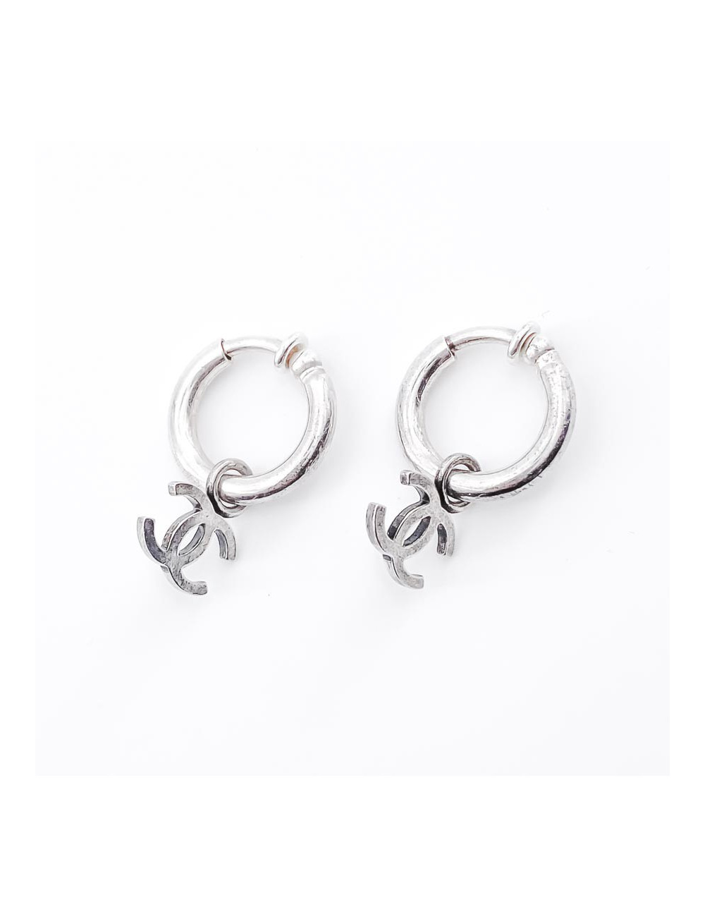 Boucles d'oreille Créoles Chanel CC