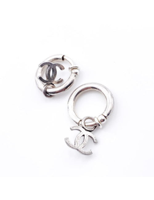 Boucles d'oreille CHANEL