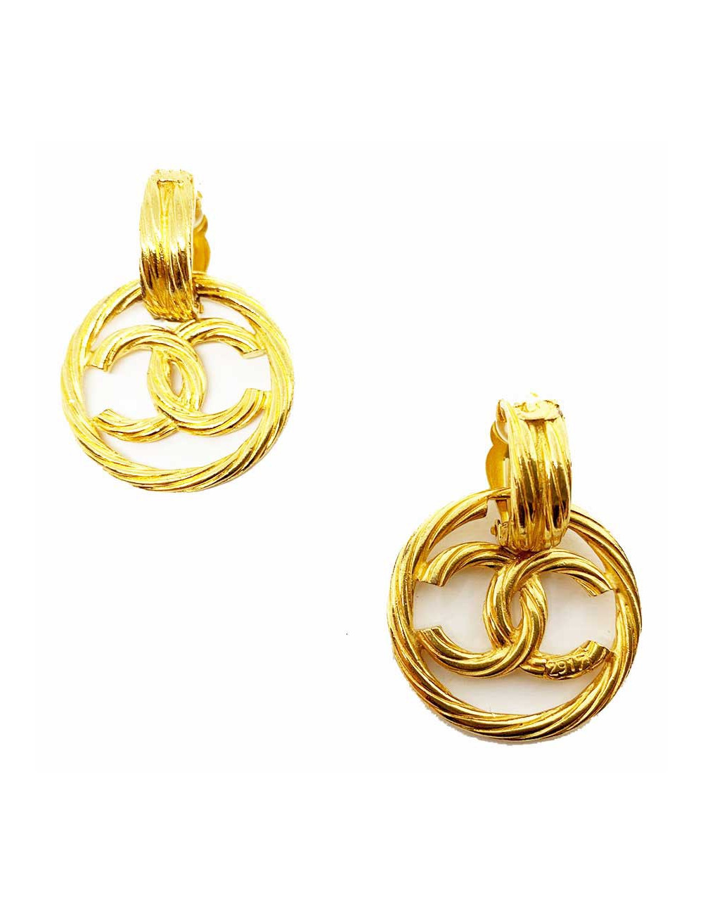 Clips CHANEL Vintage CC dans un cercle