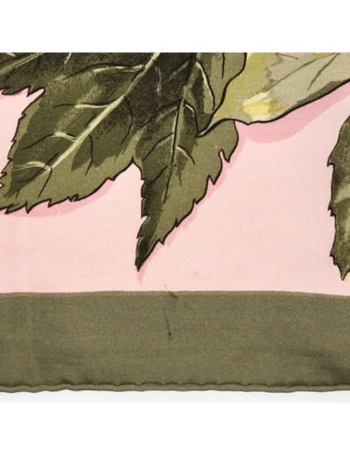 Carré HERMES kaki Feuilles d'automne