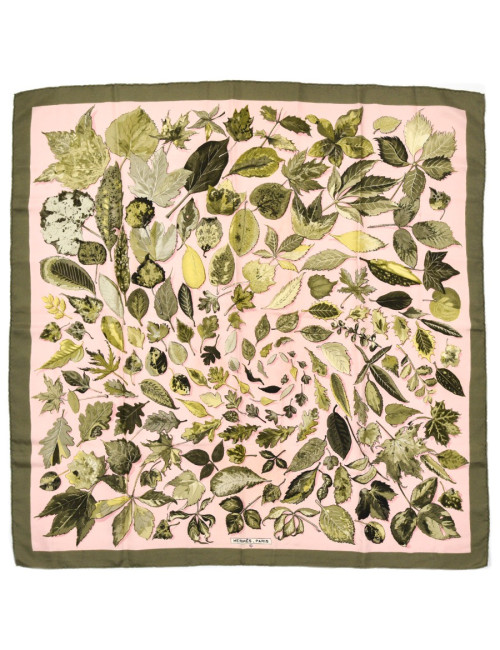 Carré HERMES kaki Feuilles d'automne