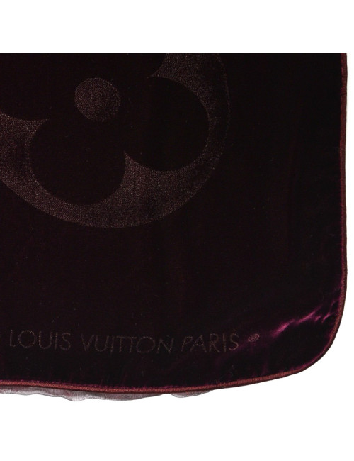 LOUIS VUITTON Châle en velours rouge Cardinal