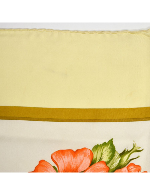 Carré Régina HERMES 100% soie