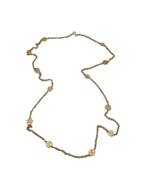 CHANEL Long sautoir chaine et pièces dorées 