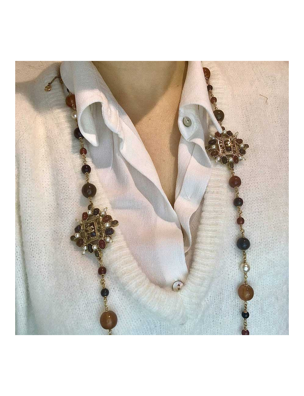 CHANEL long necklace with multicolored beads