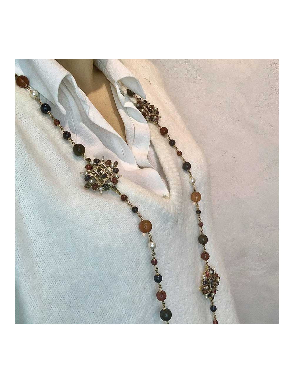 CHANEL long necklace with multicolored beads