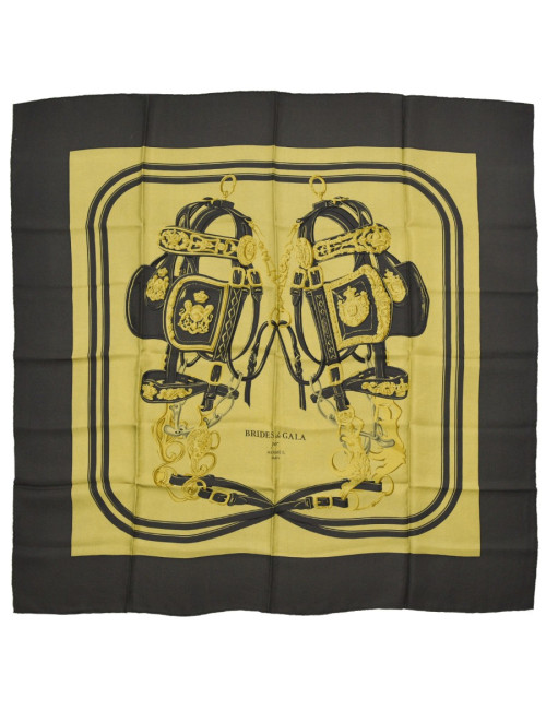 Carré HERMES "Brides de Gala" 100 % soie