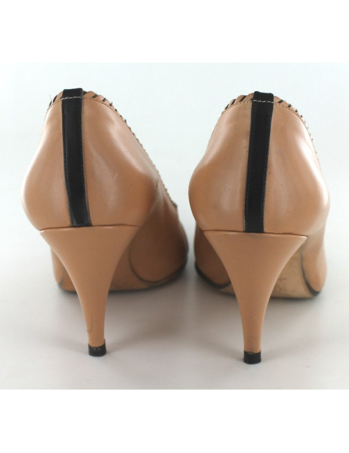 Escarpins CHANEL en cuir camel et noir T 38,5