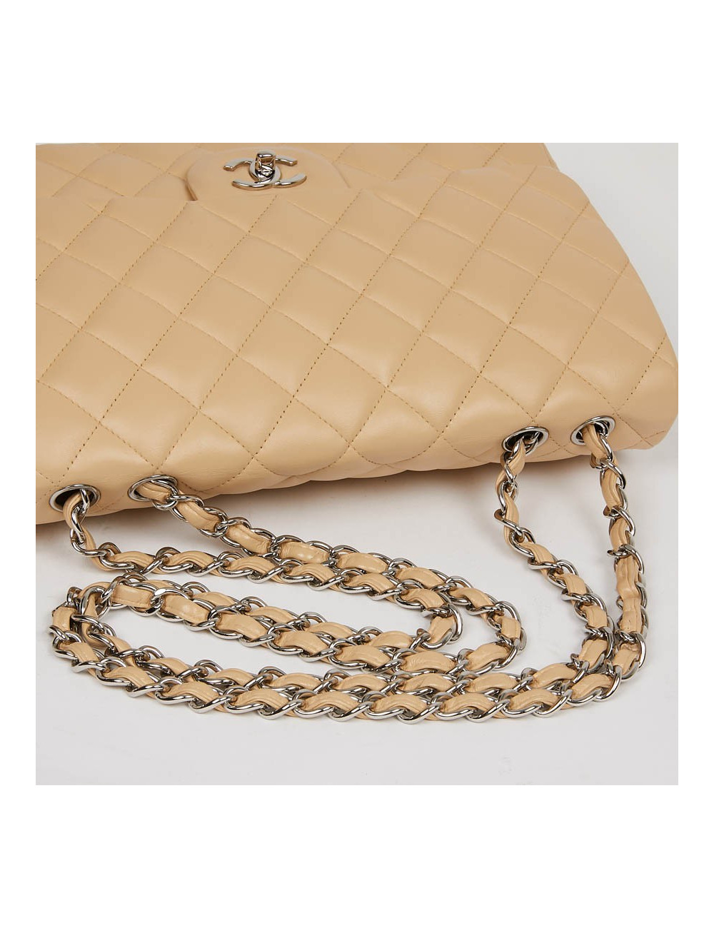  Sac à rabat CHANEL cuir d'agneau beige