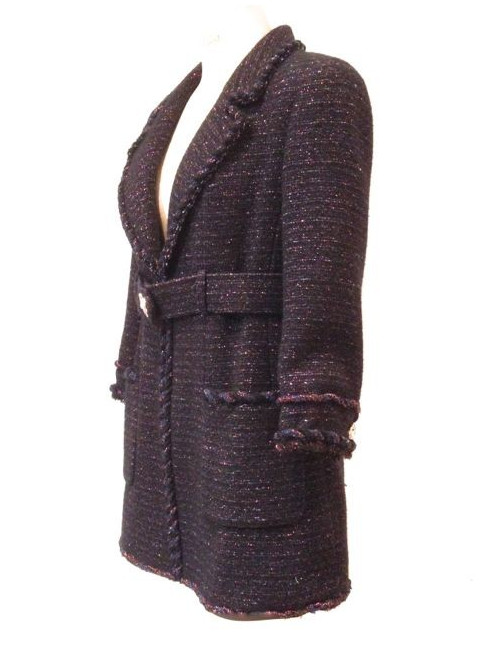 Veste-robe CHANEL en tweed noir et rouge irisé avec ceinture