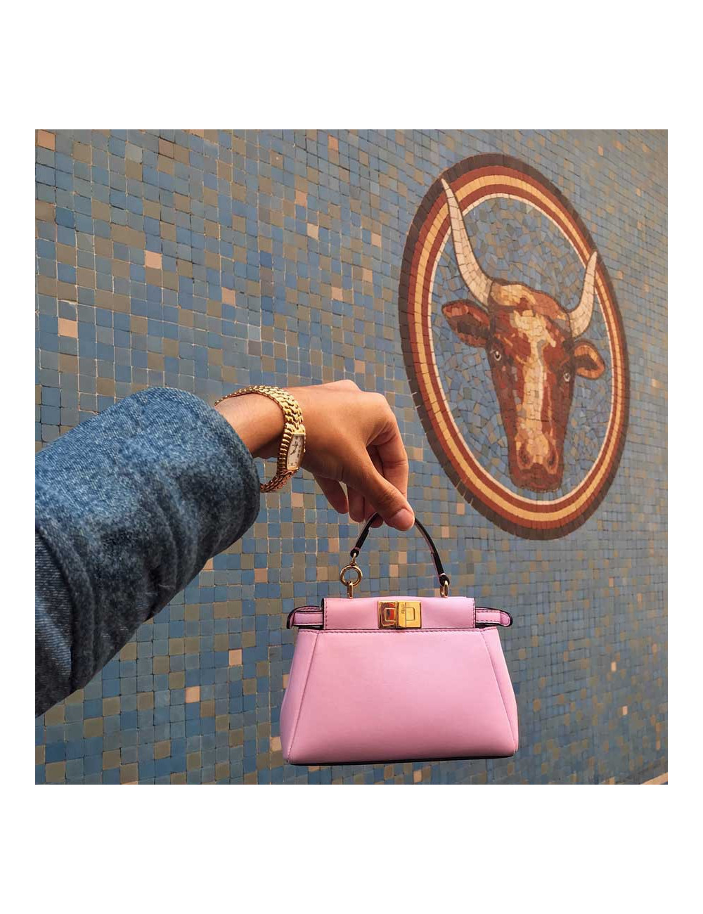 Mini Peekaboo FENDI cuir rose