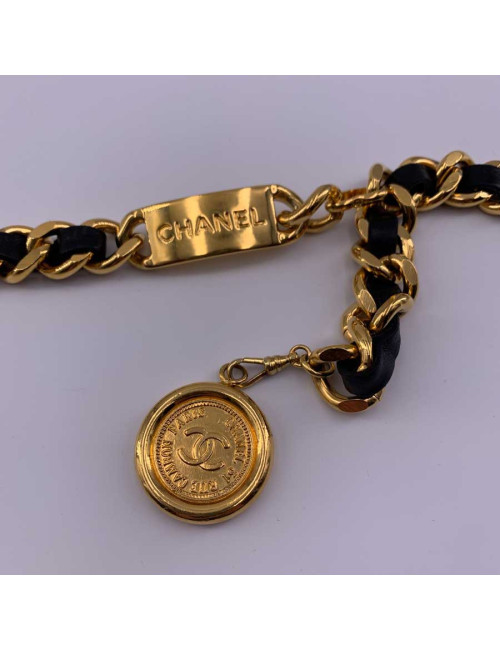 Ceinture CHANEL emblématique cuir et métal vintage