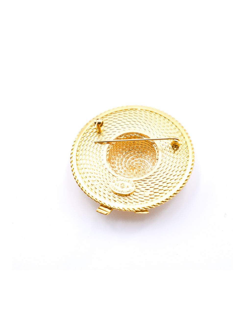 Broche chapeau CHANEL