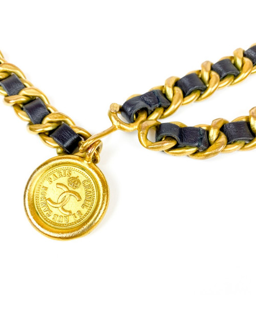 CHANEL vintage ceinture chaîne dorée et cuir noir