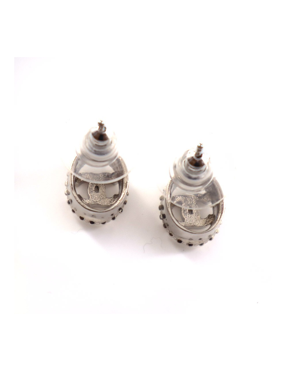 Boucles d'oreille clous CHANEL argent