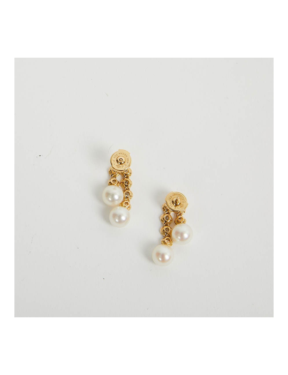 Boucles d'oreille POIRAY or perles et brillants