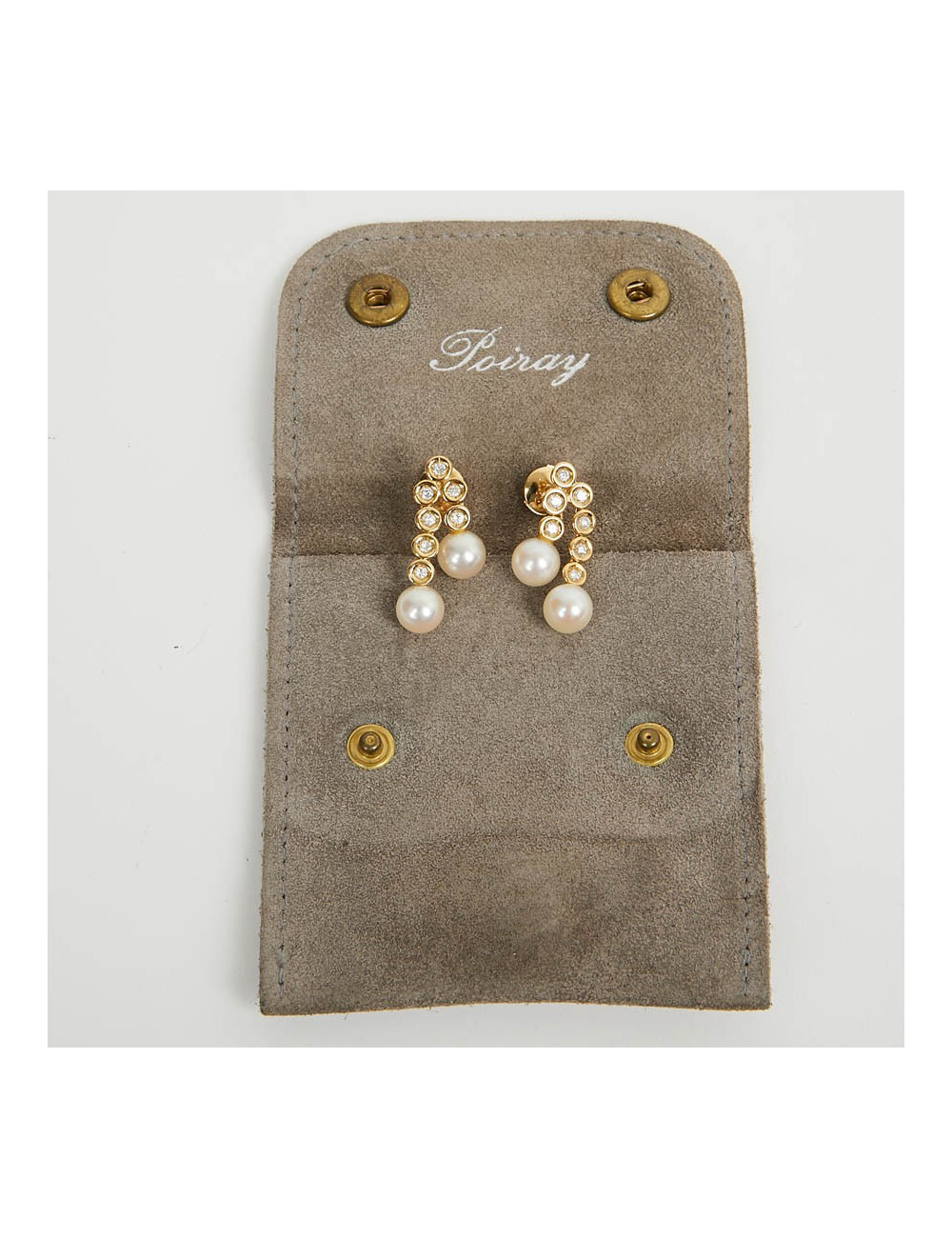 Boucles d'oreille POIRAY or perles et brillants