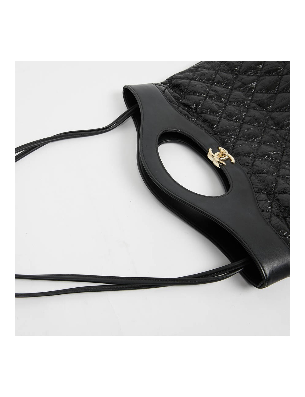 Grand cabas CHANEL 31 cuir froissé noir