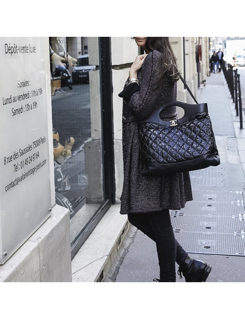Grand cabas CHANEL 31 cuir froissé noir