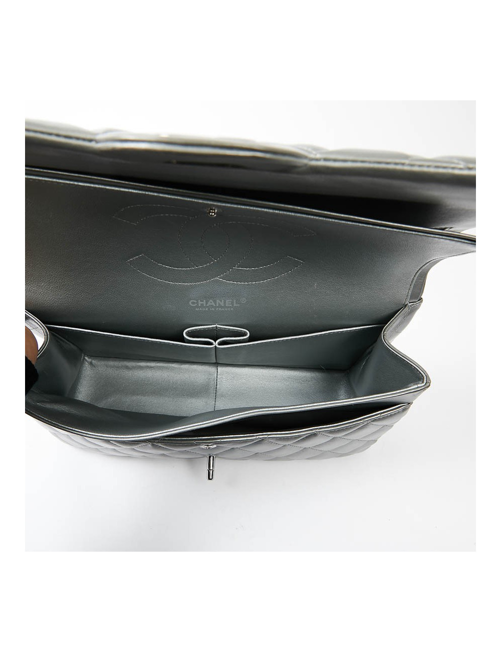 Sac à main CHANEL Jumbo cuir lisse gris acier