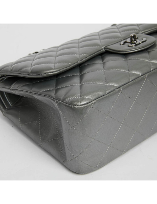 Sac à main CHANEL Jumbo cuir lisse gris acier