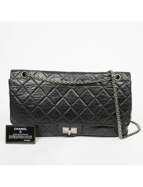 2.55 GM CHANEL cuir verni noir vieilli