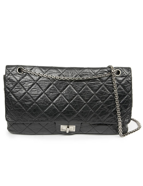 2.55 GM CHANEL cuir verni noir vieilli