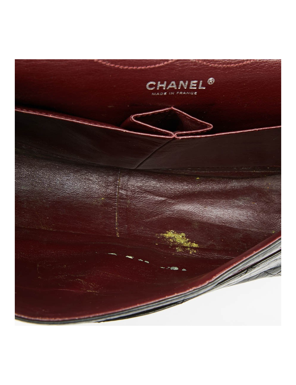 2.55 GM CHANEL cuir verni noir vieilli