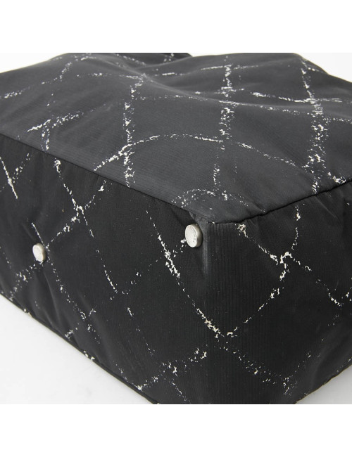 Cabas CHANEL toile noire et blanc